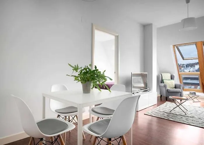 Atico Centro 3, Ac, Luz Y Comodidad *